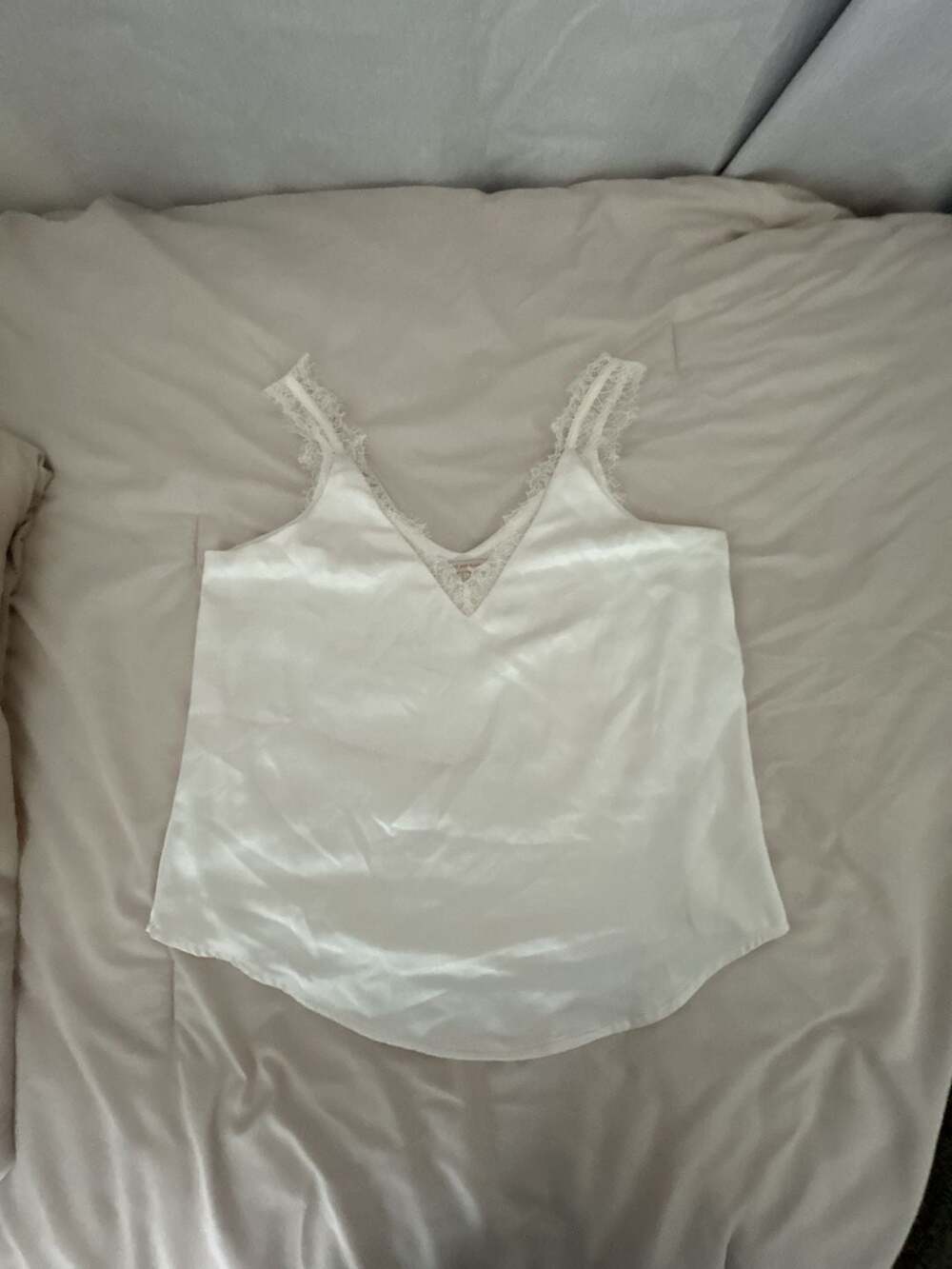 Skies Are Blue Women's Off White Satin Lace-Trim Cami Tank Top Size Small